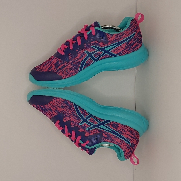 ❌️SOLD❌️ Asics Soulyte Youth Running Shoe - Picture 6 of 10